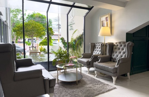 Ramkhamhaeng Hotel | Regent Ramkhamhaeng