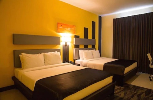 Piarco Hotel | Regent Star Hotel