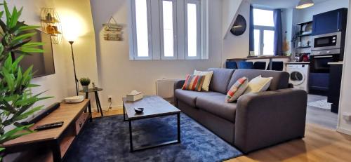 Roubaix Apartment | Reims Appart - Idéal pour Pro en déplacement *Wifi rapide *Vue panoramique *Parking facile