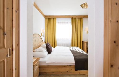 Ravaisch Hotel | Relais & Châteaux Chasa Montana