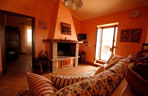 Pescia Fiorentina Apartment | Relais La Cerreta