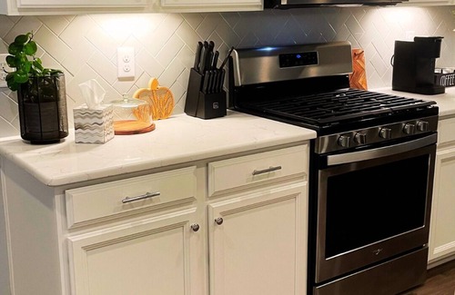 Fuquay-Varina House | Relax and enjoy this beautiful, modern home with a gourmet kitchen!