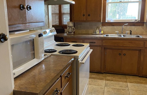 Bon Secour House | Relax at the Taylor House in Historic Bon Secour!