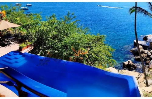 Caleta Villa | RELAX in SECLUSION with LOVED-ONES Villa w/BARMAN!