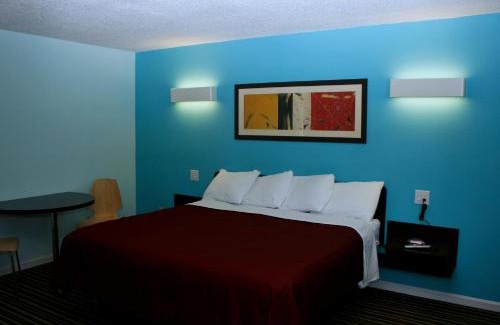 Front Royal Hotel | Relax Inn Front Royal