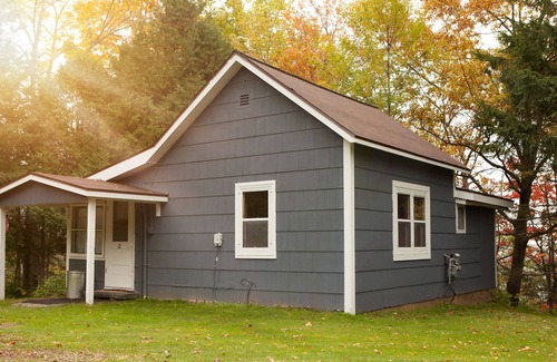 Ashland Cottage | Relax on the shores of Lake Superior