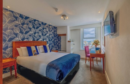 Westcliff-on-Sea Hotel | Relax & Unwind in a Beautiful Seaside Setting Near Southend Attractions