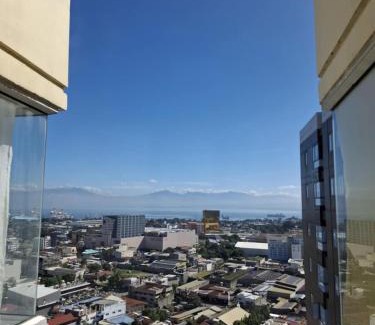 Barangay 29 Apartment | Relax&Work Cozy-FastWi-Fi &Netflix