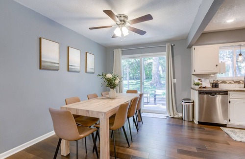 Blue Springs House | Relaxing Blue Springs Escape 3BR w/Outdoor Space