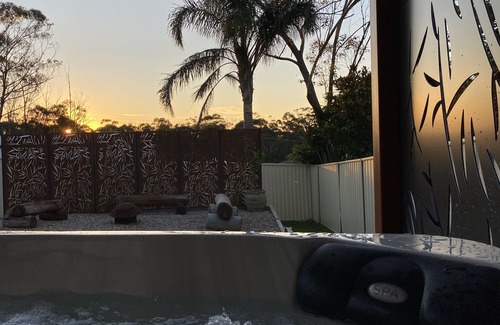Hill Top Cottage | Relaxing cosy escape - Hot Tub, Breakfast & Wine