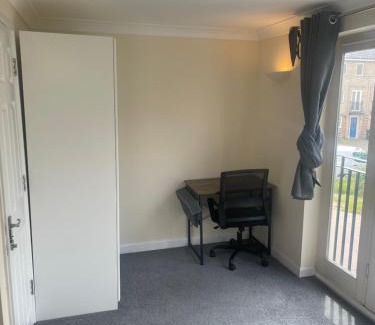 Ipswich House | Relaxing double rooms in a beautiful house