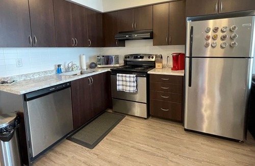 Ajax Apartment | Relaxing night out in the heart of Ajax