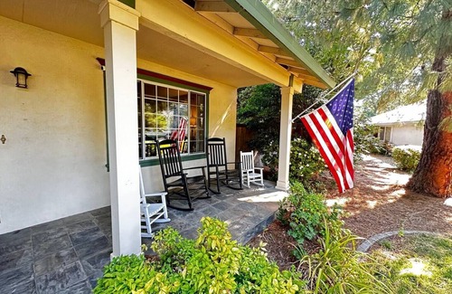 Chico House | Relaxing Pool, Close to Bidwell Park ,Spacious Home, Family Friendly