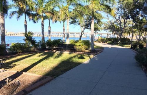 Palmetto House | Relaxing Pool Side - Near Fairgrounds