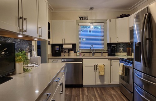 Gastonia House | Relaxing sanctuary and getaway. Pet friendly!