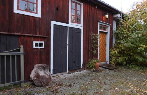 Osthammar Apartment | Remarkable Harbour View Cabin.