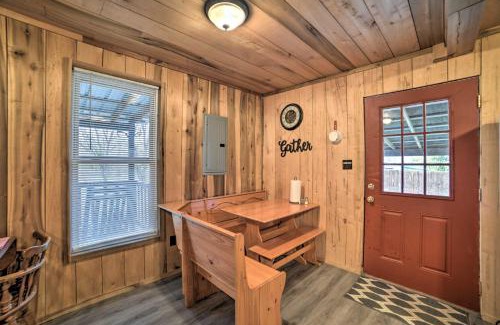 New Concord House | Remote Kentucky Cabin with Fire Pit and 2 Ponds