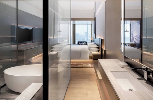 Futian CBD Hotel | Renaissance Shenzhen Bay Hotel