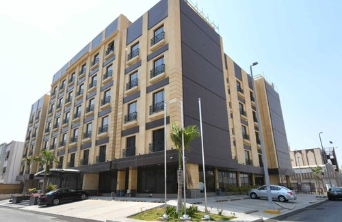 Sari Street Apartment | Renee Suite