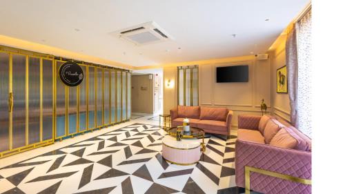 Gauravaddo Hotel | Renest Calangute Goa