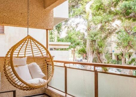 Tel Aviv Promenade Apartment | Renovated 2BR with Balcony in Bauhaus *Beachfront*