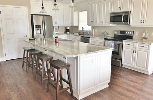 Eastlake Weir House | Renovated 4BR/3BA on Lake Weir