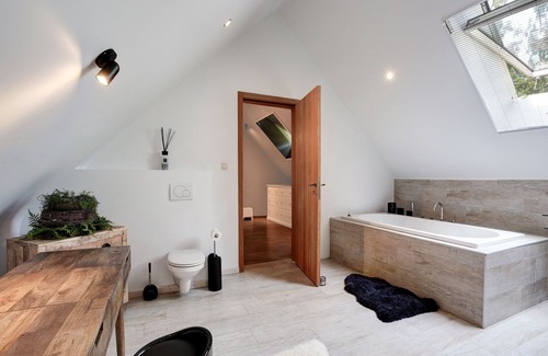 Meir Other | Renovated farm with heated pool