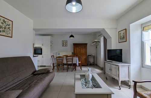 Argy Cottage | *Renovated Farmhouse in Berry: Near Forests, Castles, and Zoos*