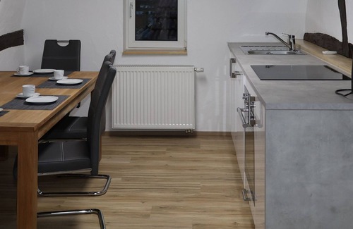 Oberschlettenbach Apartment | Renovated half-timbered house in a quiet location