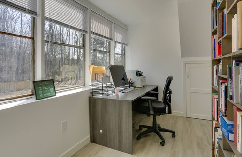Mohegan Lake Apartment | Renovated Hudson Valley Apartment w/ Fire Pit!