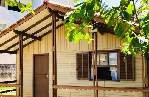 Enseada Azul House | Rent Linear House with 6 Suites and Leisure Area one block from the beach