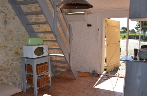 Lesparre-Medoc Cottage | Rental with pool between ocean beaches and prestigious vineyards