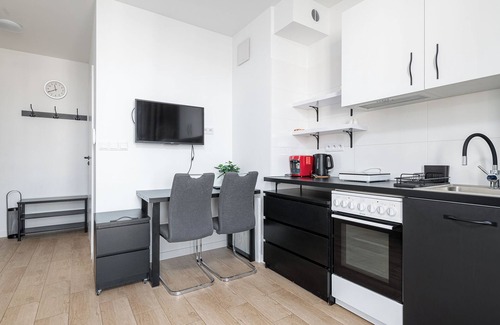 Wlochy Apartment | RentPlanet - Apartamenty Wiktoryn