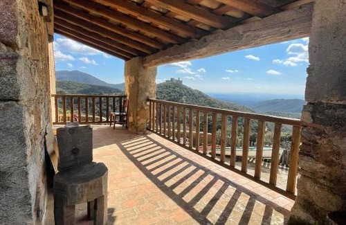 La Jonquera House | Requesens
