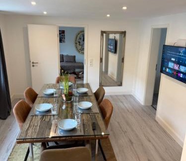 Saint Pauli Apartment | Residence -6 rooms- Sankt Pauli, Harbour and Schanze