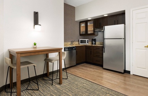 Villages of Palm Beach Lakes Hotel | Residence Inn by Marriott West Palm Beach