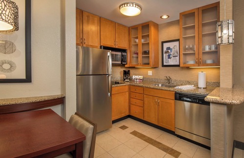 Sterling Hotel | Residence Inn by Marriott Dulles Airport At Dulles 28 Centre