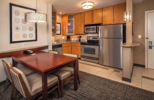 Sterling Hotel | Residence Inn by Marriott Dulles Airport At Dulles 28 Centre