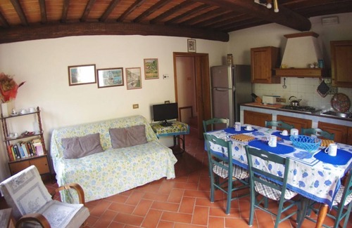 Montevarchi House | Residence Le Chiuse -Blue Apartment