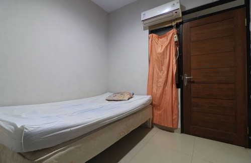 Mampang Prapatan Hotel | Residence Minimalis Mampang