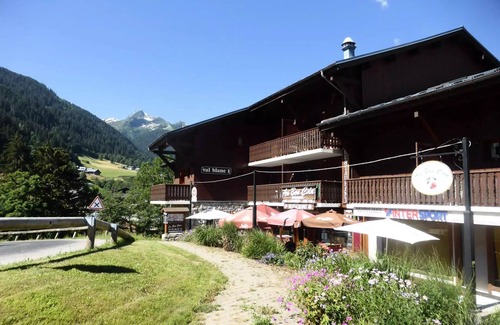 Areches Apartment | Residence Val Blanc 1 - 2 Rooms for 6 People