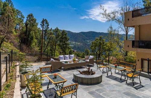 Chail Villa | Residences By Tarika by VEO - Luxury 7BR villa in Chail with Bonfire