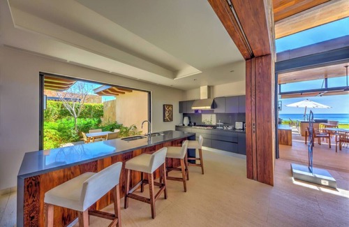 San Jose del Cabo House | Residencia 6 West enclave next to the new Ritz