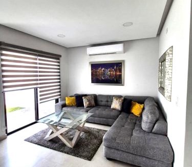 Cerritos Villa | Residencial De Lujo Playas Brujas Alberca y Playa