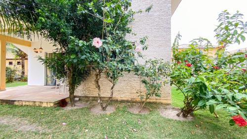 Taperapua Beach House | Residencial IL Pevero, condomínio com piscina e área gourmet a uma quadra da Praia de Taperapuã aptos com 2 quartos