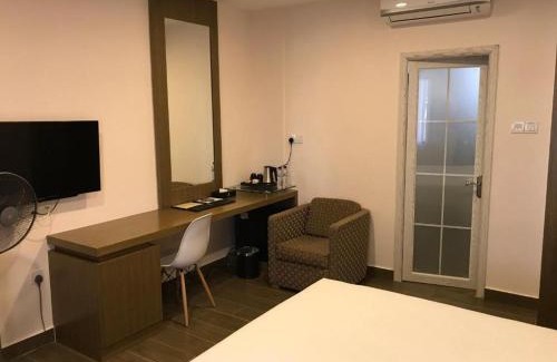Bandar Penawar Apartment | Residenz Apartments in Lotus Seaview Resort