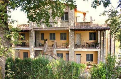 Collepepe House | Residenze l'Alberata