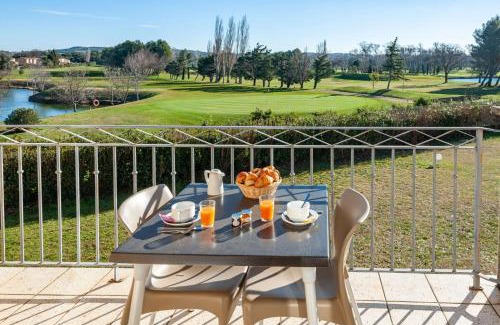 Vedene Apartment | Residhotel Golf Grand Avignon
