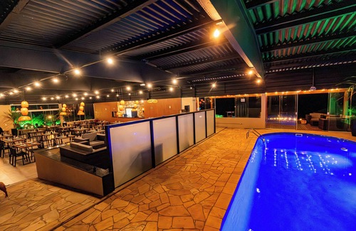 Campina Grande Do Sul Cabin | Resort Peniel-Cabanas & Eventos