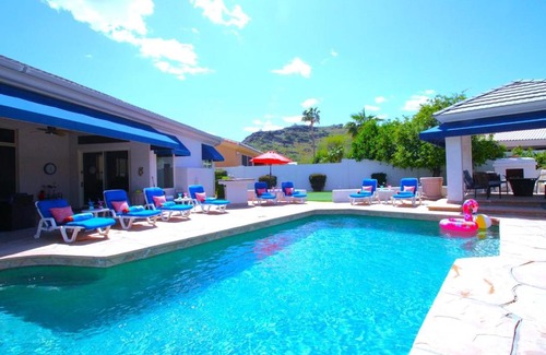 Pinnacle Hill House | Resort-Style Mountain View, Saltwater Pool/Spa, Golf/Hike -Glendale/Phoenix Area